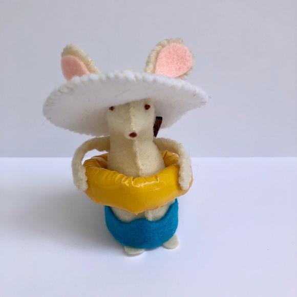 CYNTHESIS Other - Summer Vacation Mouse Art Doll with Yellow Inner Tube Float